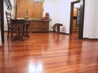 Suelos de madera en Suritama