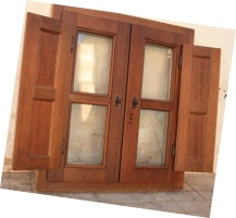 Ventanas de madera de Carpintería Suritama