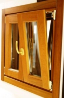 Ventanas de madera de Carpintería Suritama